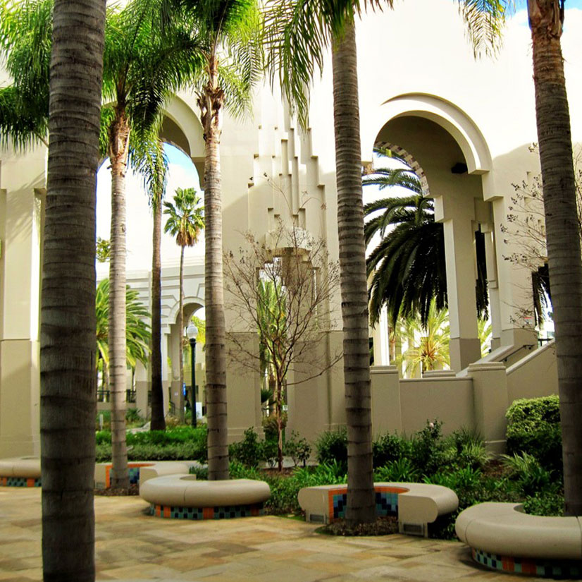 The Peninsula Beverly Hills garden